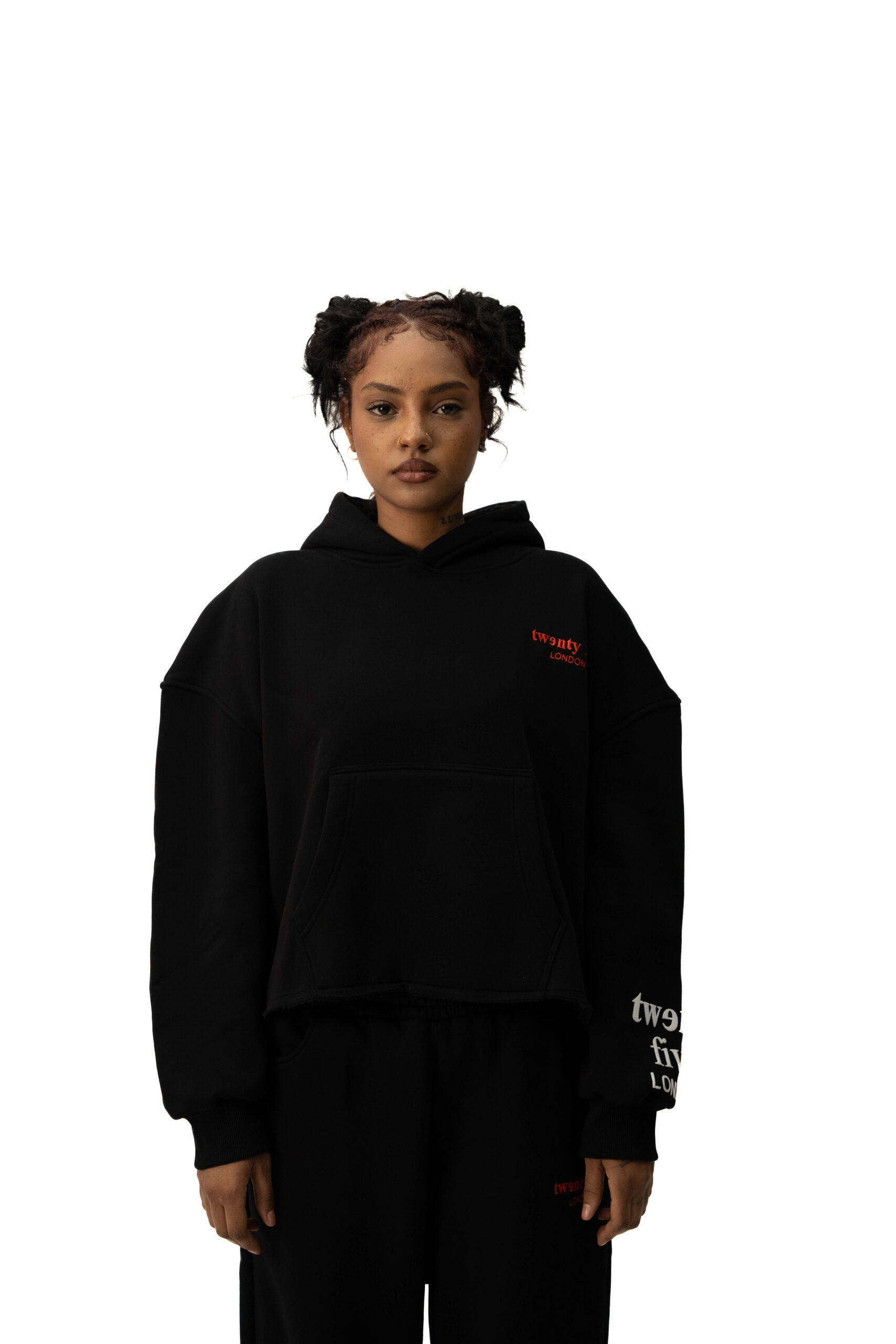 OFF-DUTY LOUNGE CROP HOODIE – BLACKOUT
